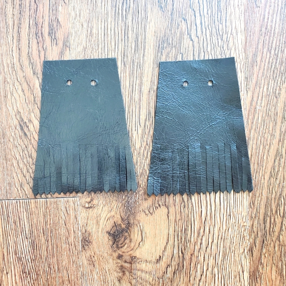 Sneaker lapels